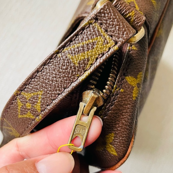 Louis Vuitton Brown Monogram Men's Bag - Picture 7 of 9